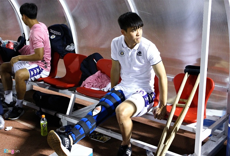 Với tình trạng chấn thương này, khả năng Duy Mạnh bình phục trước trận gặp Malaysia là không cao.