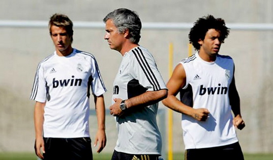 Jose cũng từng dẫn dắt câu lạc bộ hoàng gia Real Madrid và phần nào giúp Real có được thành công nhất định